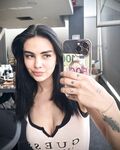 Ece Ronay'ın abonelere özel attığı içerikler	2
