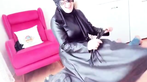 Ezdim köpeğimi • Queen Salome