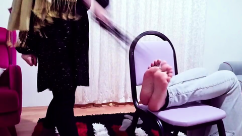Falakaya yatırdığım itime bakın ayak altı mosmor oldu • Queen Salome