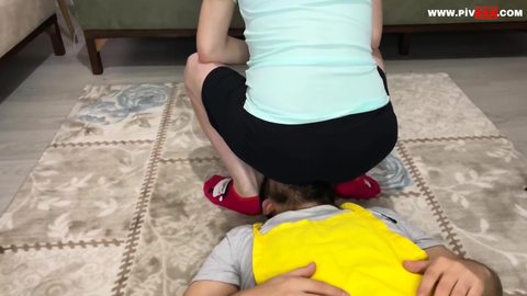 KONUŞMALAR DOĞAL KENDİSİNE KÖLE YAPIYOR YÜZÜNE OTURUYOR