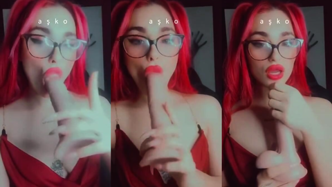 Tango Ayda Ifşa Oyuncak Sikini Tükrükledi