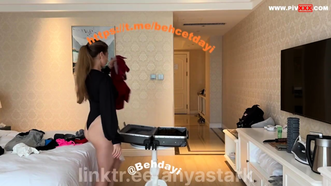 ANYA STARK 9