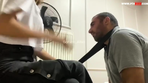 İtaatkar köle